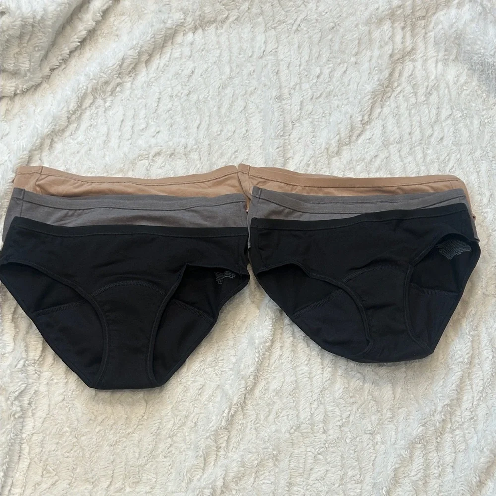 Hanes 6 pack girls menstrual cycle Underwear Black, Gray, Tan new without box 14